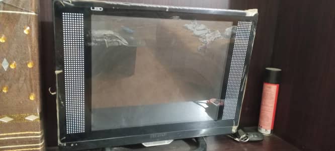 LED tv 22"