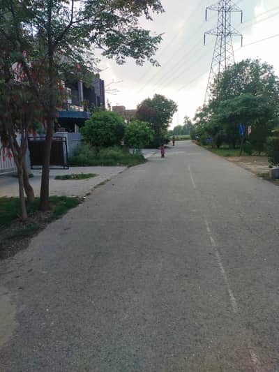 5 Marla Plot For Sale In P-Block Khayaban E Amin Society