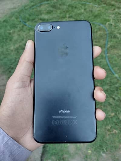 iphone 7+ (PTA approved)