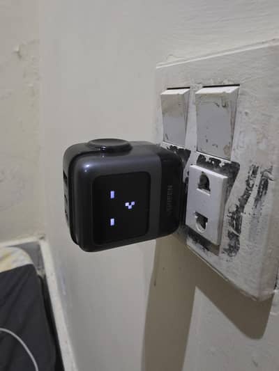 UGREEN 65W PowerHub: Charge Multiple Devices at Lightning Speed!