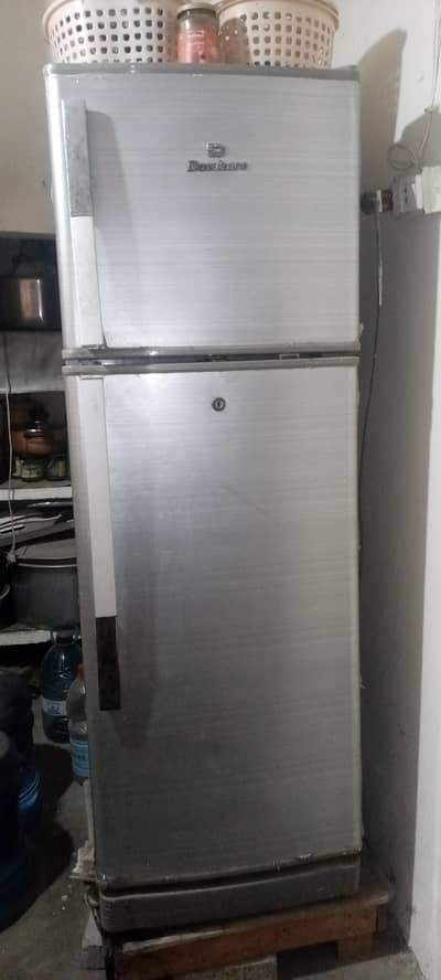 35000 Dawlance refrigerator