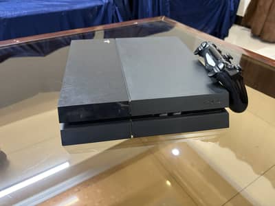 PlayStation 4 Fat with original controller
