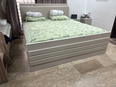 Moving abroad Sale with side tables and wardrobes