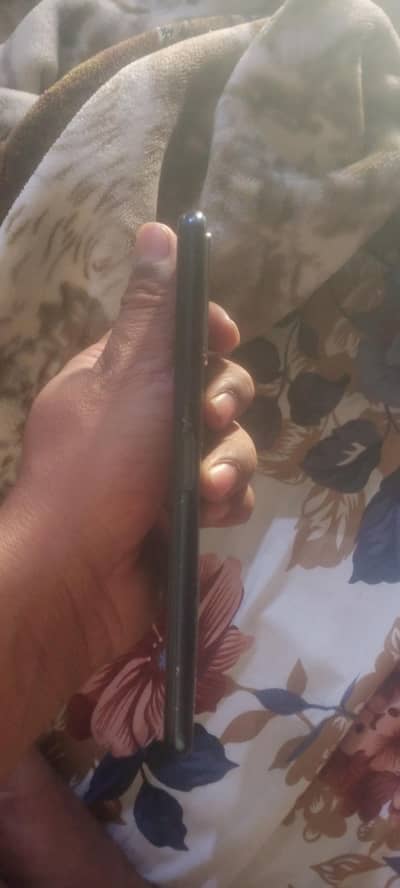 urgent sale y20 14000 need money WhatsApp or call 03232999966