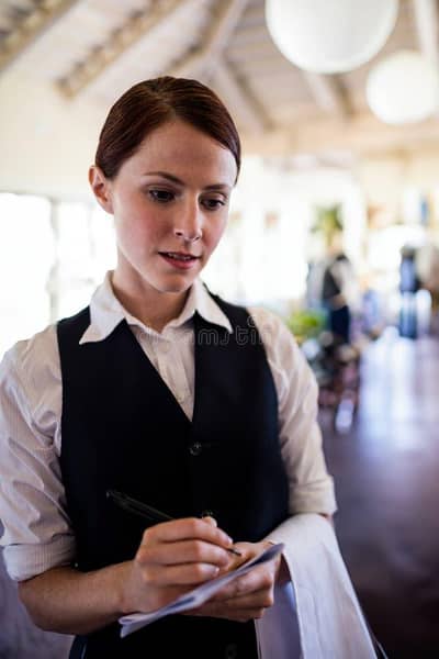 Female Required GRO Cv Share Watsapp 03219131146