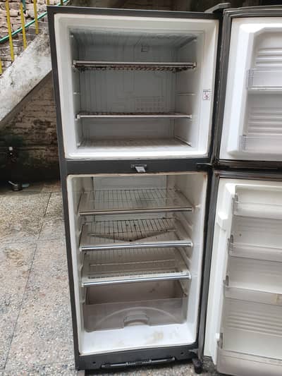 Compressor genion, Gas  charge