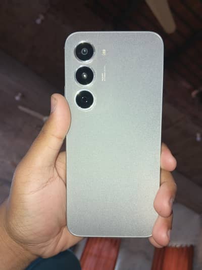 Tecno spark 40pro 8/128