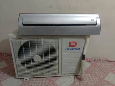 Dawlance split unit