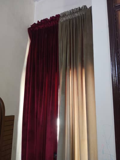 velvut curtains