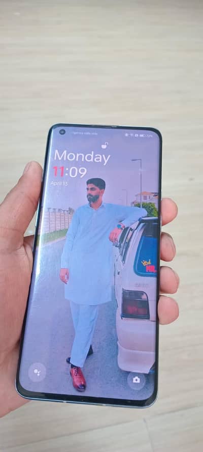 one plus 9pro 12/256 GB