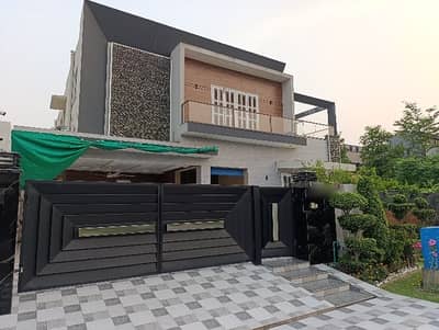 Kanal upper portion In Dha phase 8 Ex Air Avenue