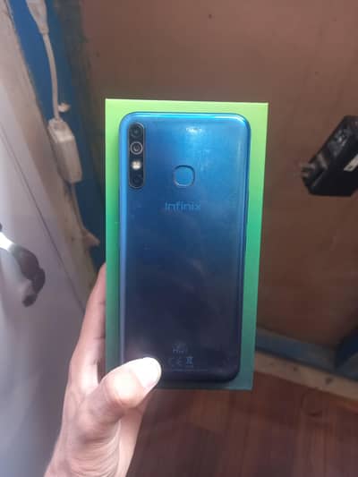 Infinix hot 8.4/64