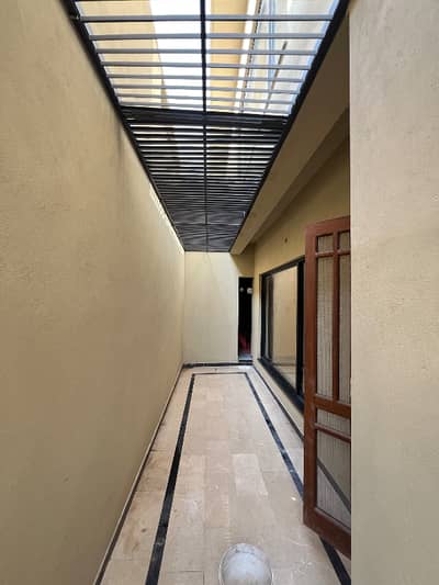 Triple-Storey Modern House Available Ideal For Large Families