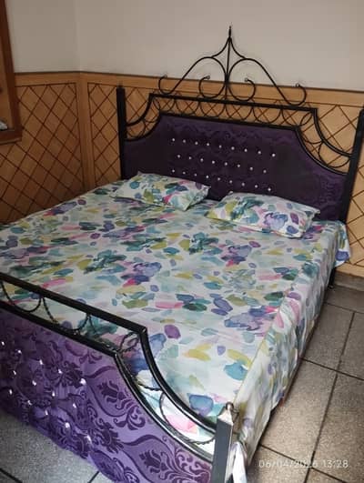 King Size iron bed