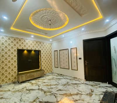 House Sized 4 Marla In PCSIR Staff Colony