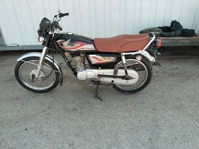 Honda CG 125 Karachi no