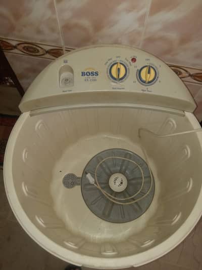 Boss Washing Machine in Good Condition for Sell