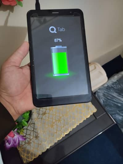 q tab y2 3gb ram 32 Gb memory