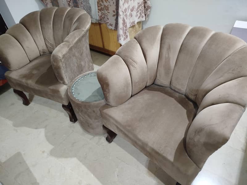 2 Sofa's with one centre table 2