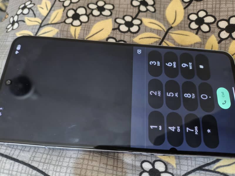 Google Pixel 8 pro 4