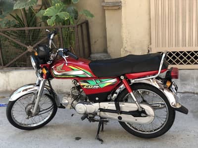 selling Honda cd 70 22 model