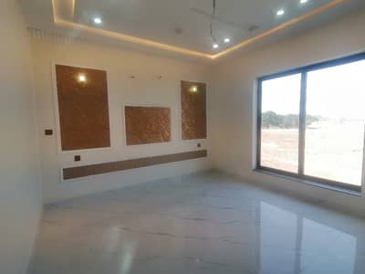 A Prime Location House Of 5 Marla In Rs. 75000