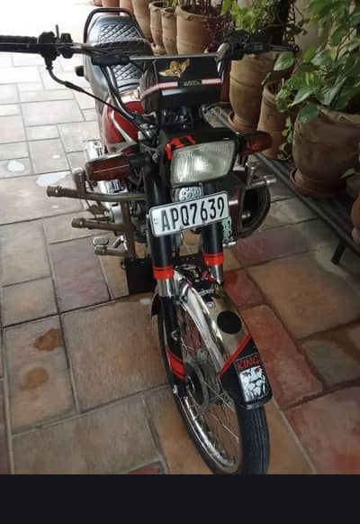 United montorcycle Sale call 03135691011