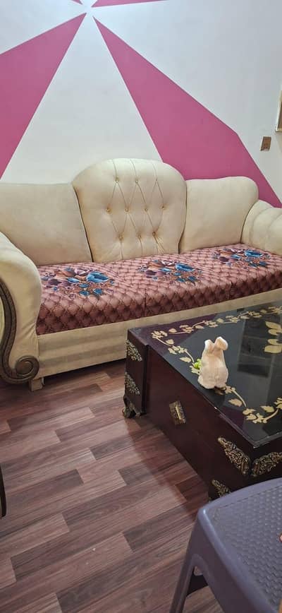 6 seater sofa set  new condition