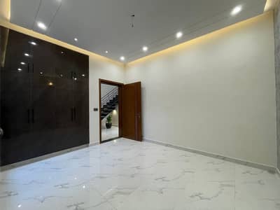 Prime Location 5 Marla House For sale In Royal Orchard Multan