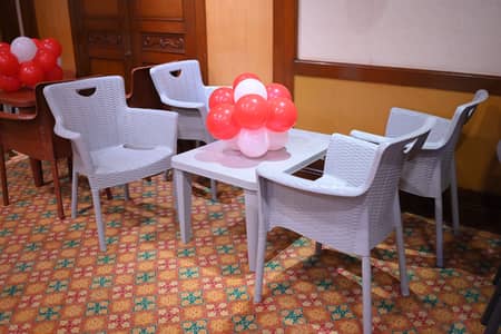 Restaurant Plastic Chairs and Tables for sale in Lahore - Wholesale