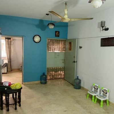 Prominently-Located Prime Location 1300 Square Feet Flat Available In Gulistan-E-Jauhar - Block 13