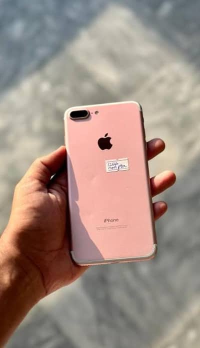 I phone 7 plus for sale my WhatsApp number 03 45 70 84 434