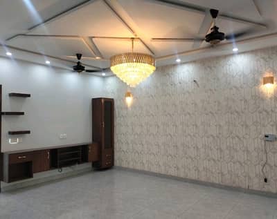 Bahria Town - Sector C House Sized 1 Kanal