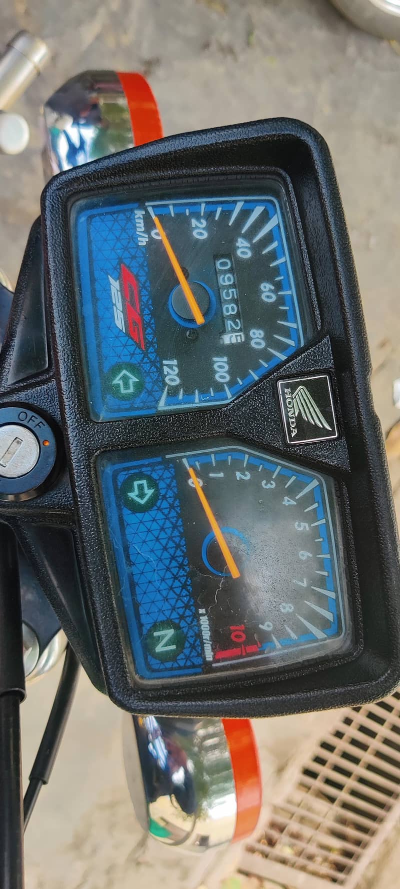 A one condition scratchless 8