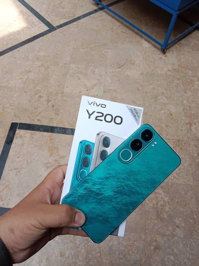 Vivo y200 condition 10/10 8/256
