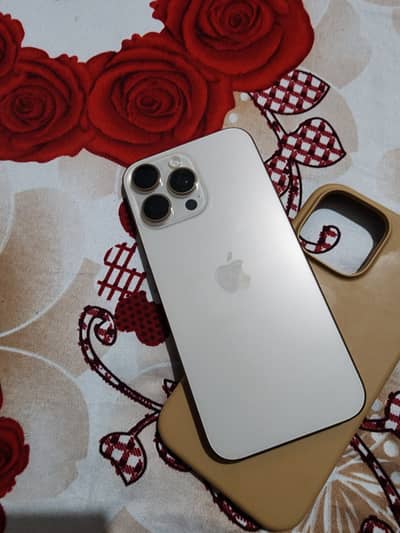 Apple iPhone 16 Pro Max