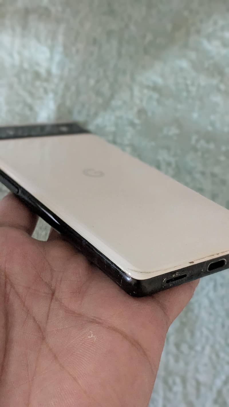 Google Pixel 6a 1