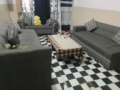 7 setar sofa good condition