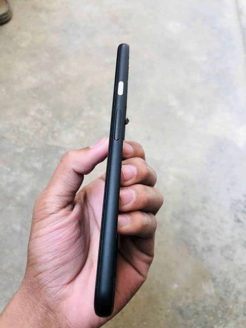 Google pixel 4xl panel 1