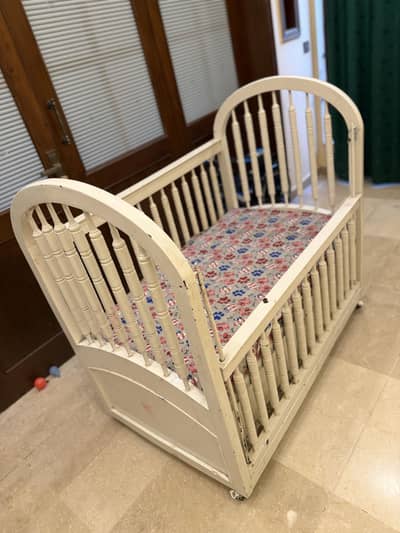 Solid Wood Baby Bed with Drawers | Upto 6 Years old