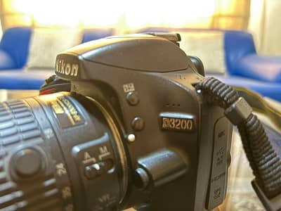 Nikon D3200 in Good Condition