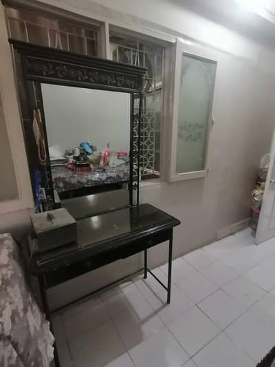 dressing table