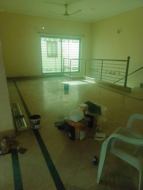 Upper Portion For Grabs In 1 Kanal EME Society 5