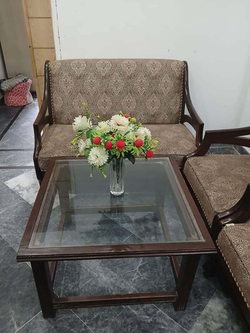 Sofa Set With Table 1