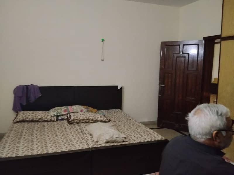 Upper Portion For Rent 4