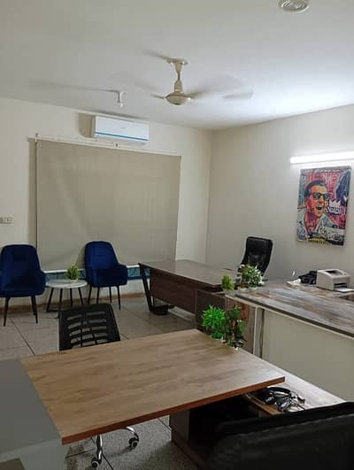 Office Available For Rent Main Bouvard Emporium Mall