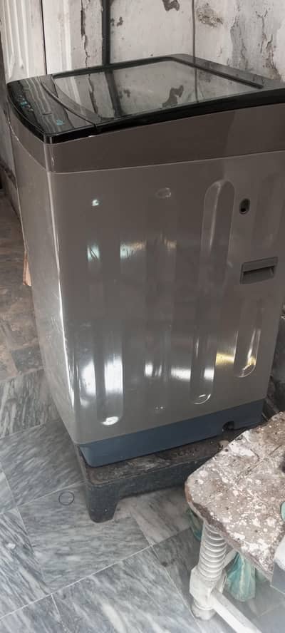 15kg haier automatic machine, motorwarnt 8yrs, 1yr panel wrnty, urgent