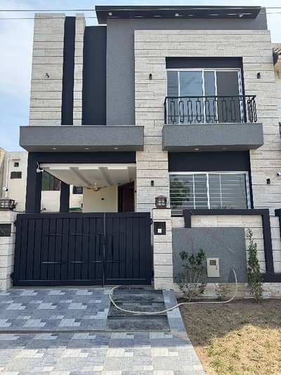 5 Marla Brand New Modern House Near All Facilities