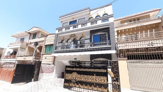 Spacious Prime Location 8 Marla House Available For sale In Airport Housing Society