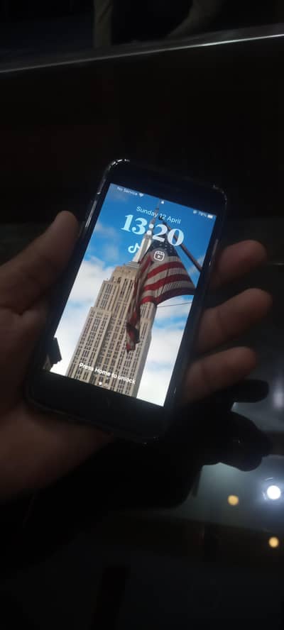 Iphone 8 non-pta excellent condition